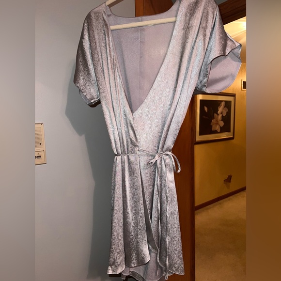 Silver Wrap Mini Dress sz M - Picture 1 of 6